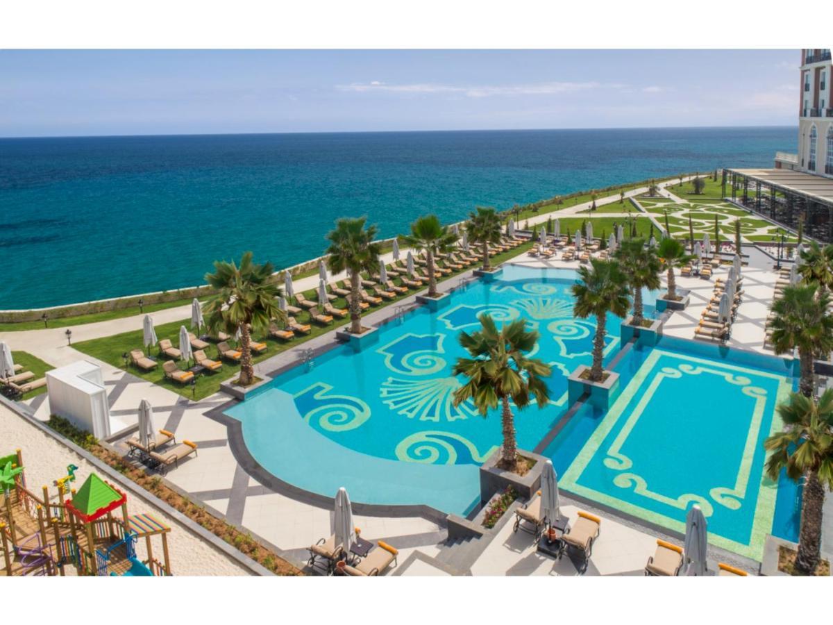 אתר נופש Kaya Palazzo & Casino