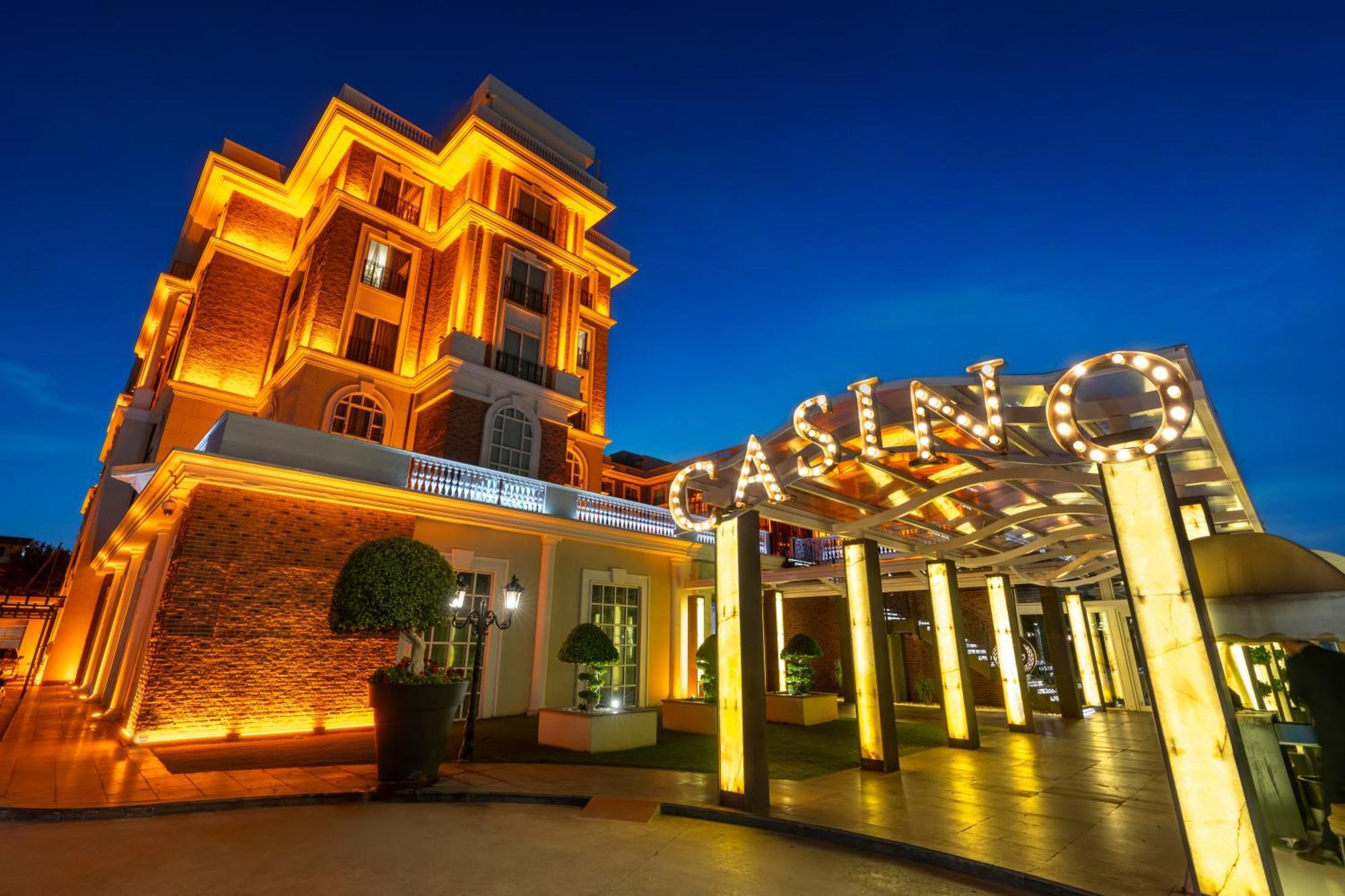 Курортный комплекс Kaya Palazzo & Casino Кирения