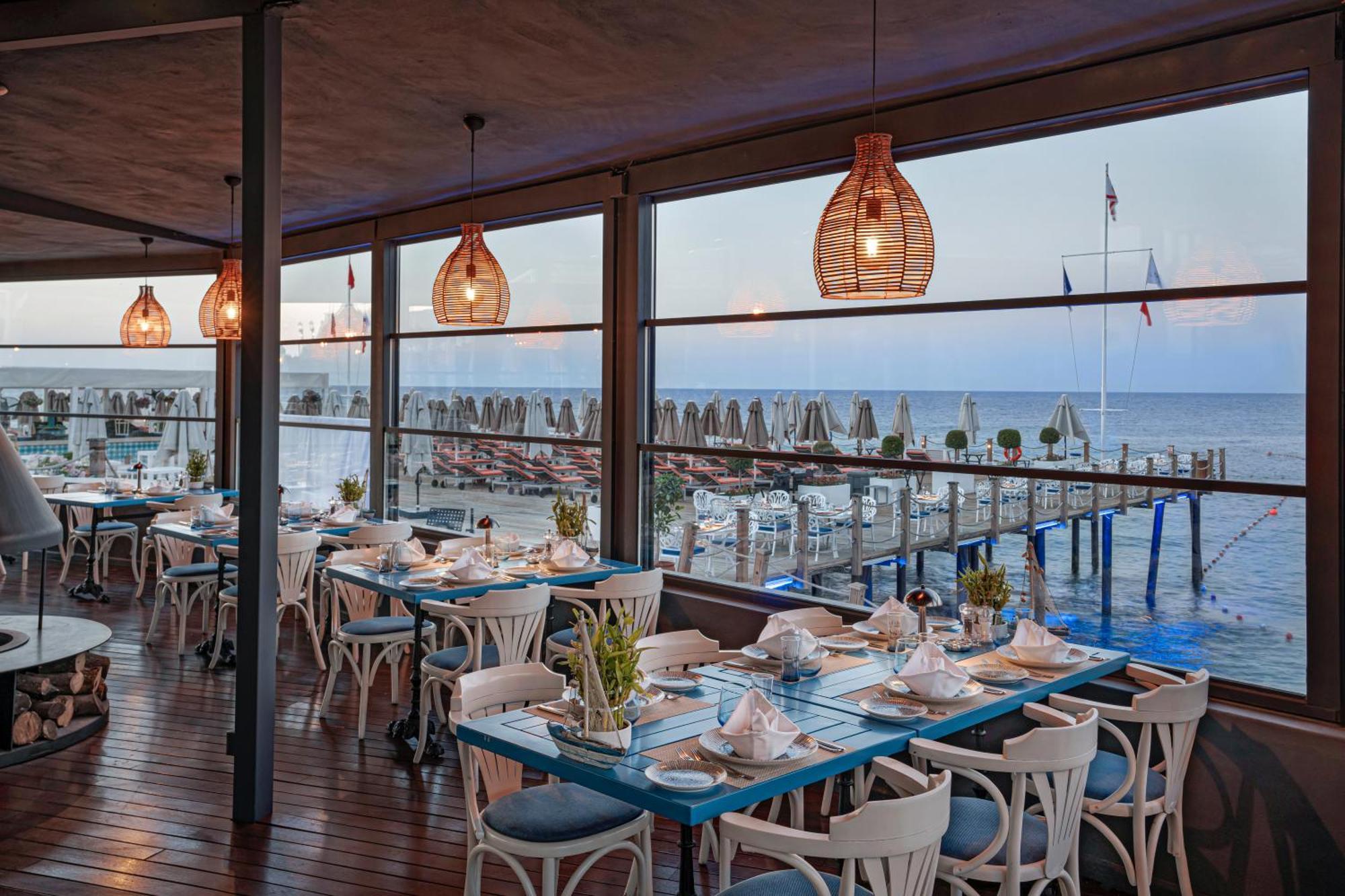 Kaya Palazzo & Casino Кирения